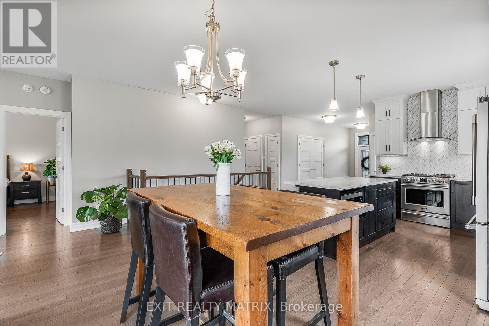 Photo 11 of 56 Nancy Street, Russell ON
