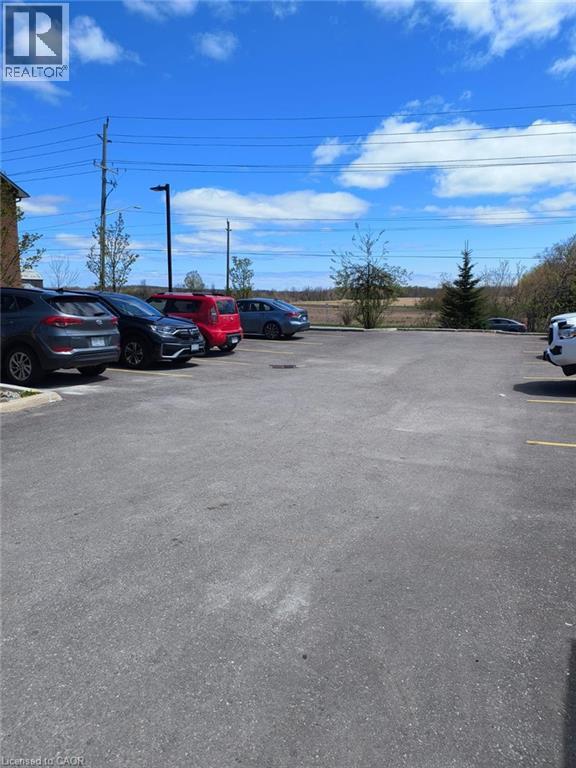 Photo 3 of 242 Penetanguishene Road Unit 15, Barrie ON
