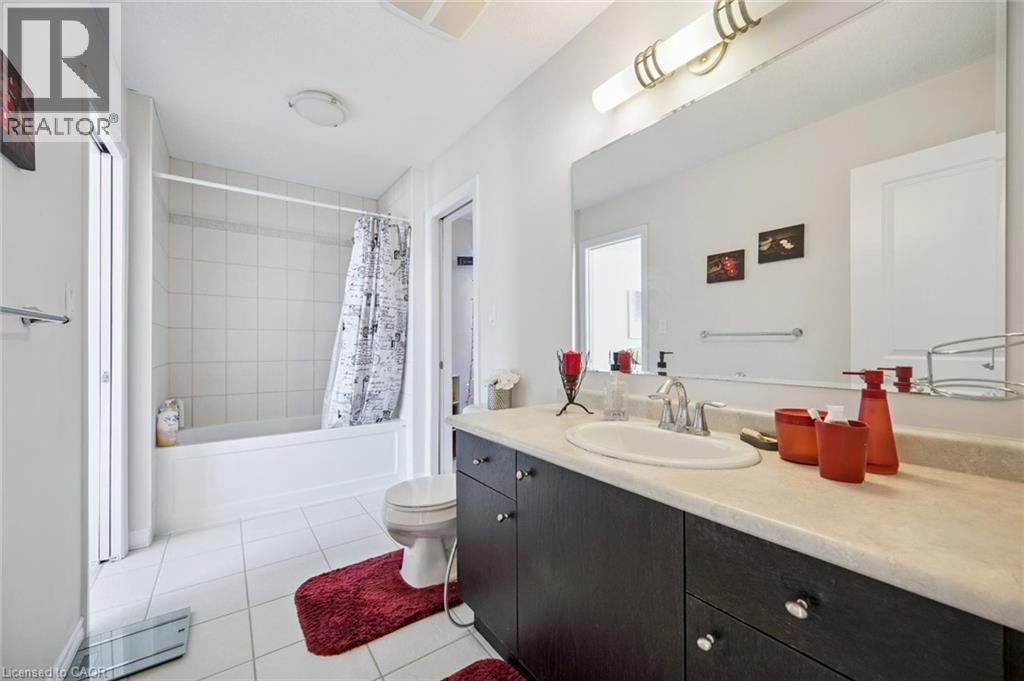 Photo 32 of 598 Sundew Drive, Waterloo ON