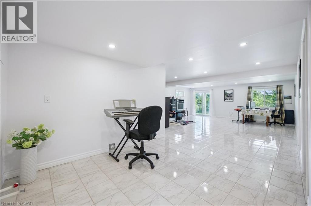 Photo 25 of 598 Sundew Drive, Waterloo ON