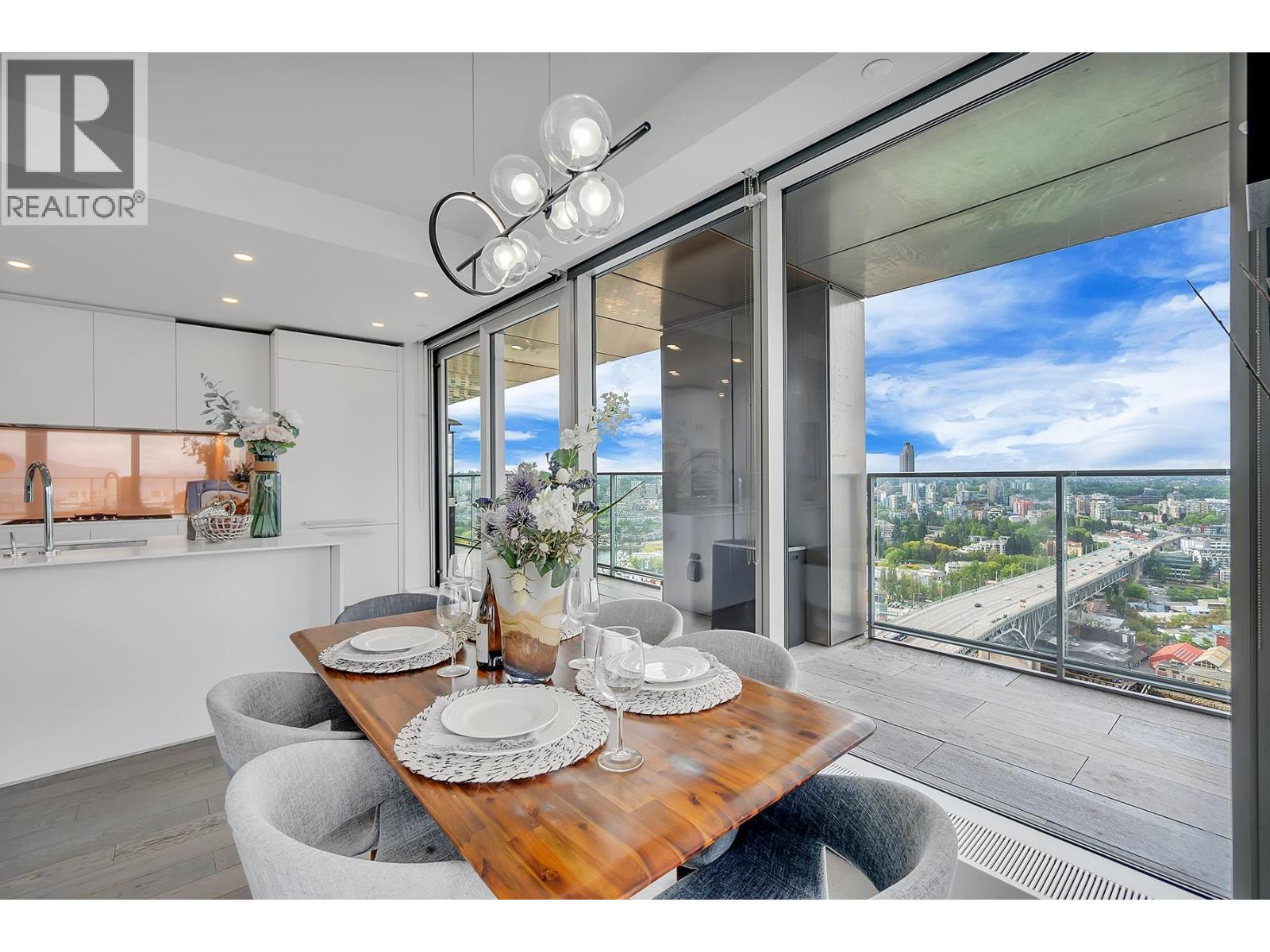 Photo 10 of 3602 1480 Howe Street, Vancouver BC