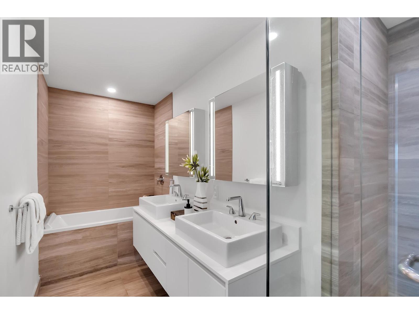 Photo 22 of 3602 1480 Howe Street, Vancouver BC