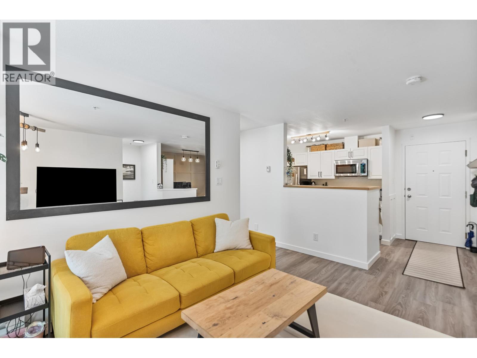 Photo 17 of 404 12206 224 Street, Maple Ridge BC