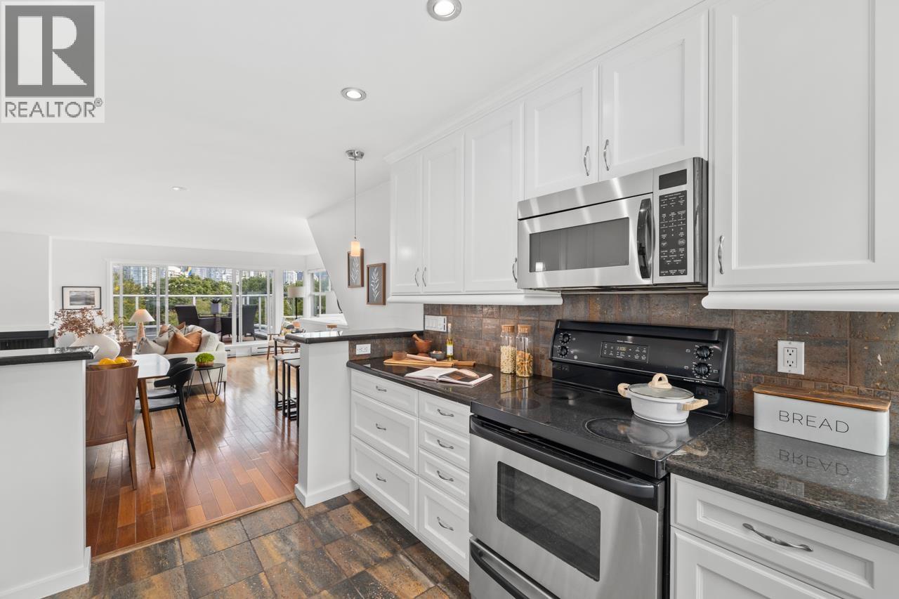 Photo 13 of 2220 Spruce Street, Vancouver BC