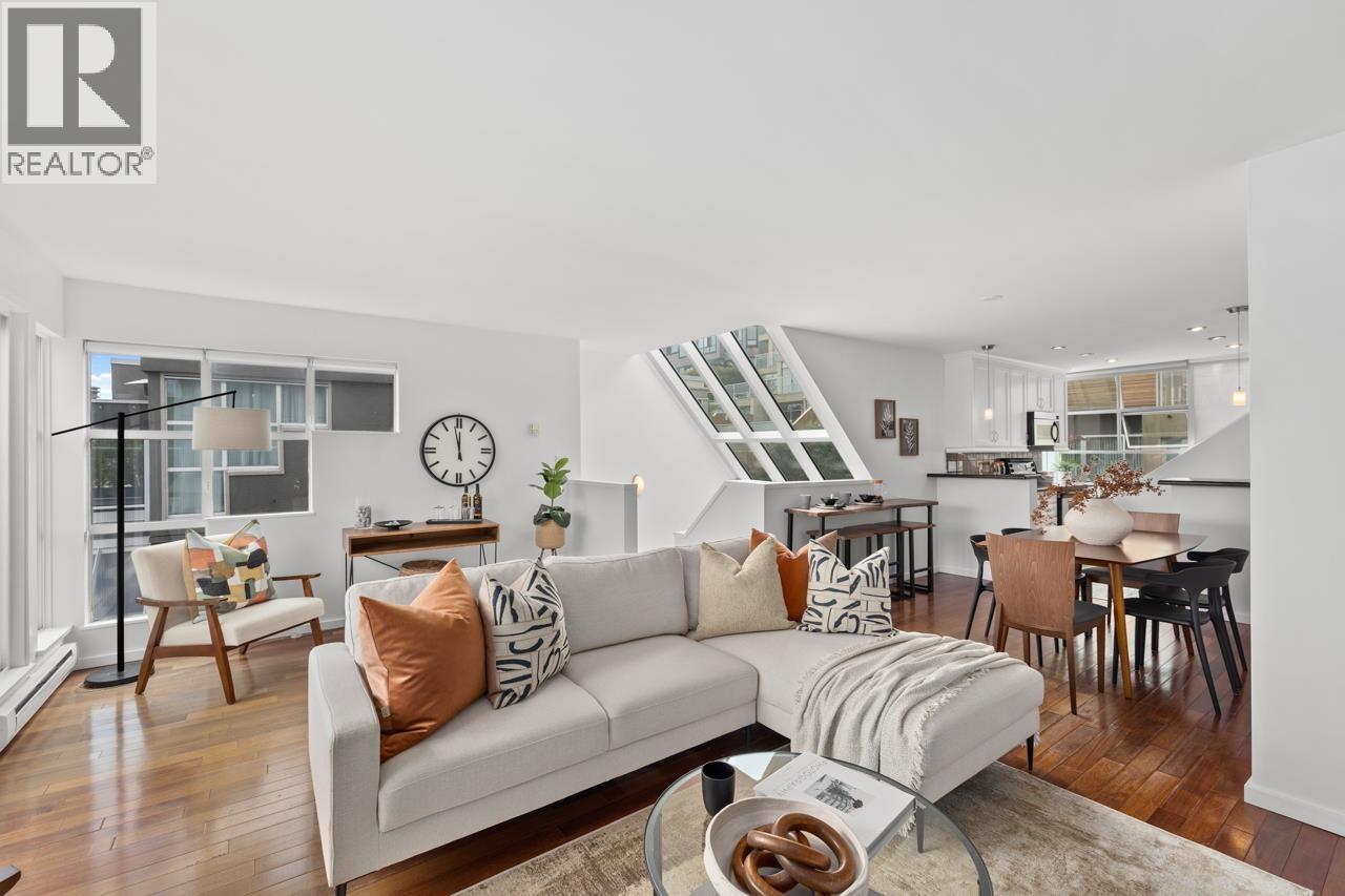 Photo 6 of 2220 Spruce Street, Vancouver BC