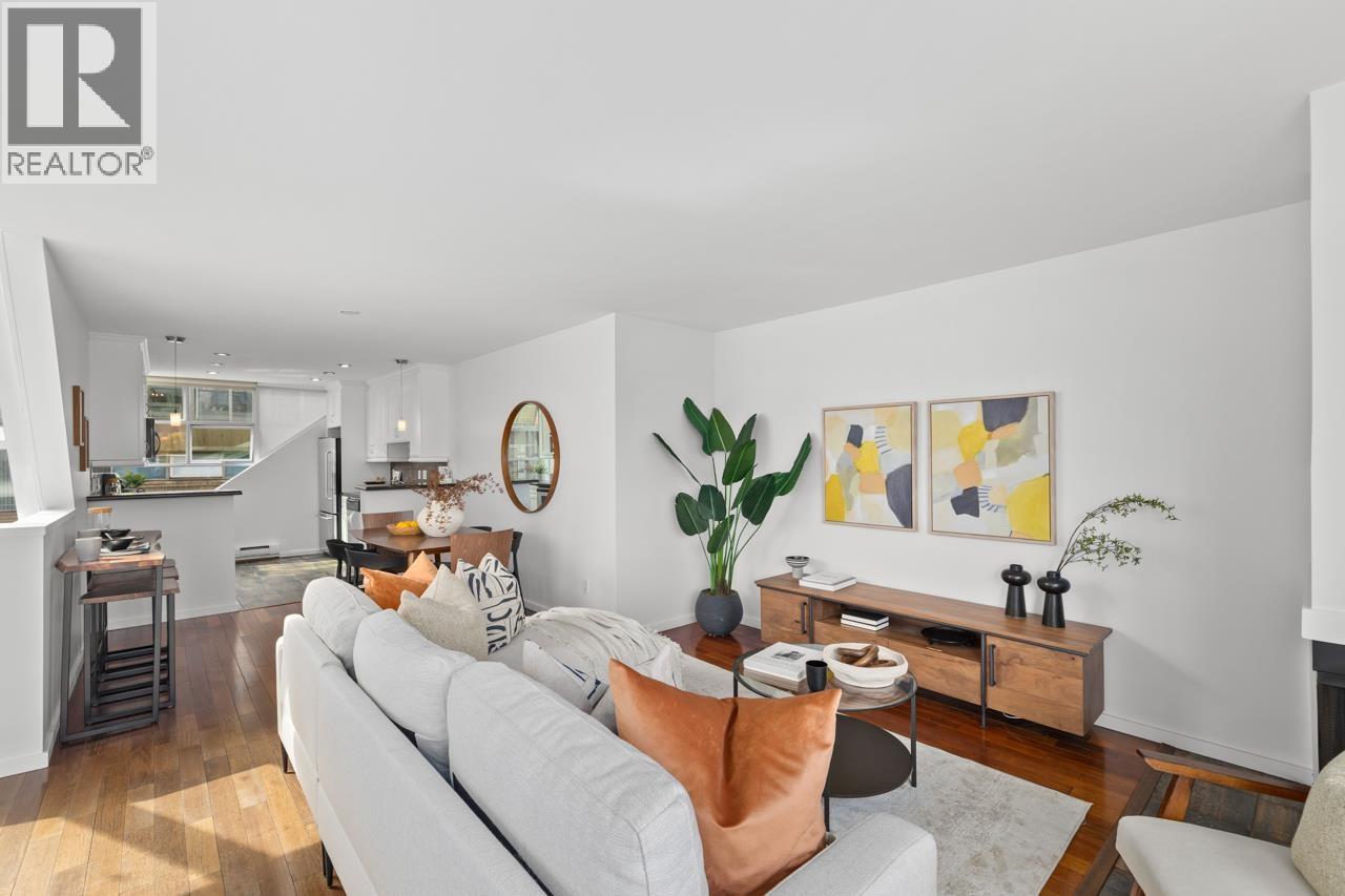 Photo 8 of 2220 Spruce Street, Vancouver BC