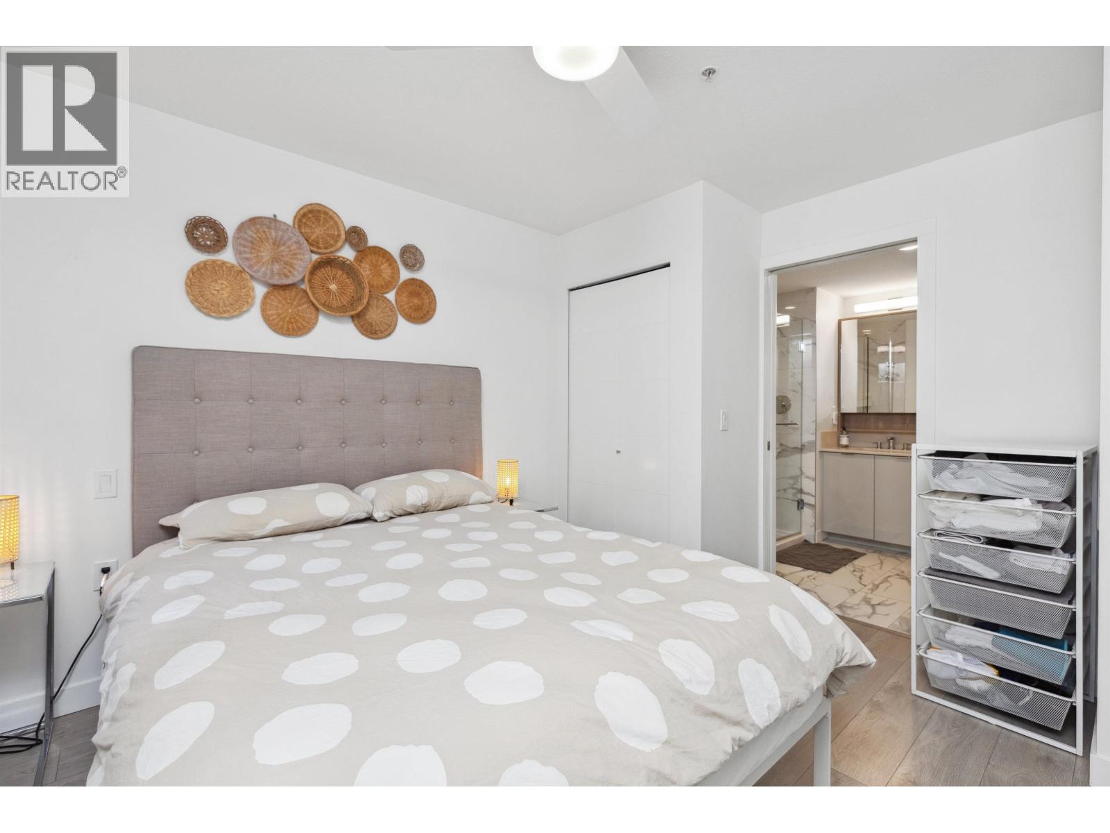Photo 15 of 107 128 E 8th Street, North Vancouver BC