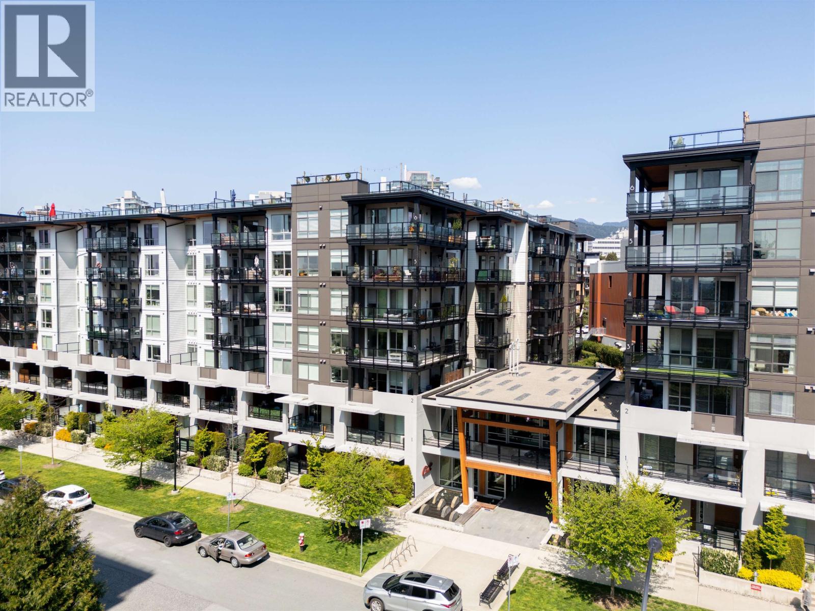 Photo 36 of 107 128 E 8th Street, North Vancouver BC
