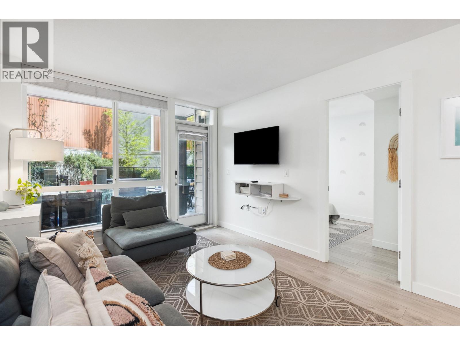 Photo 4 of 107 128 E 8th Street, North Vancouver BC