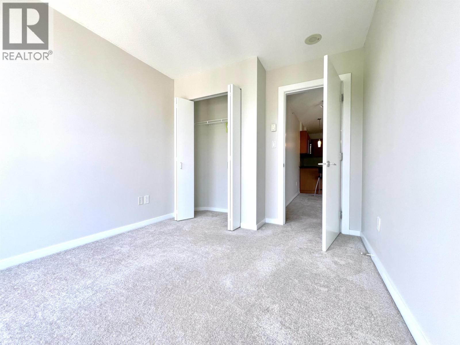Photo 4 of 904 4888 Brentwood Drive, Burnaby BC