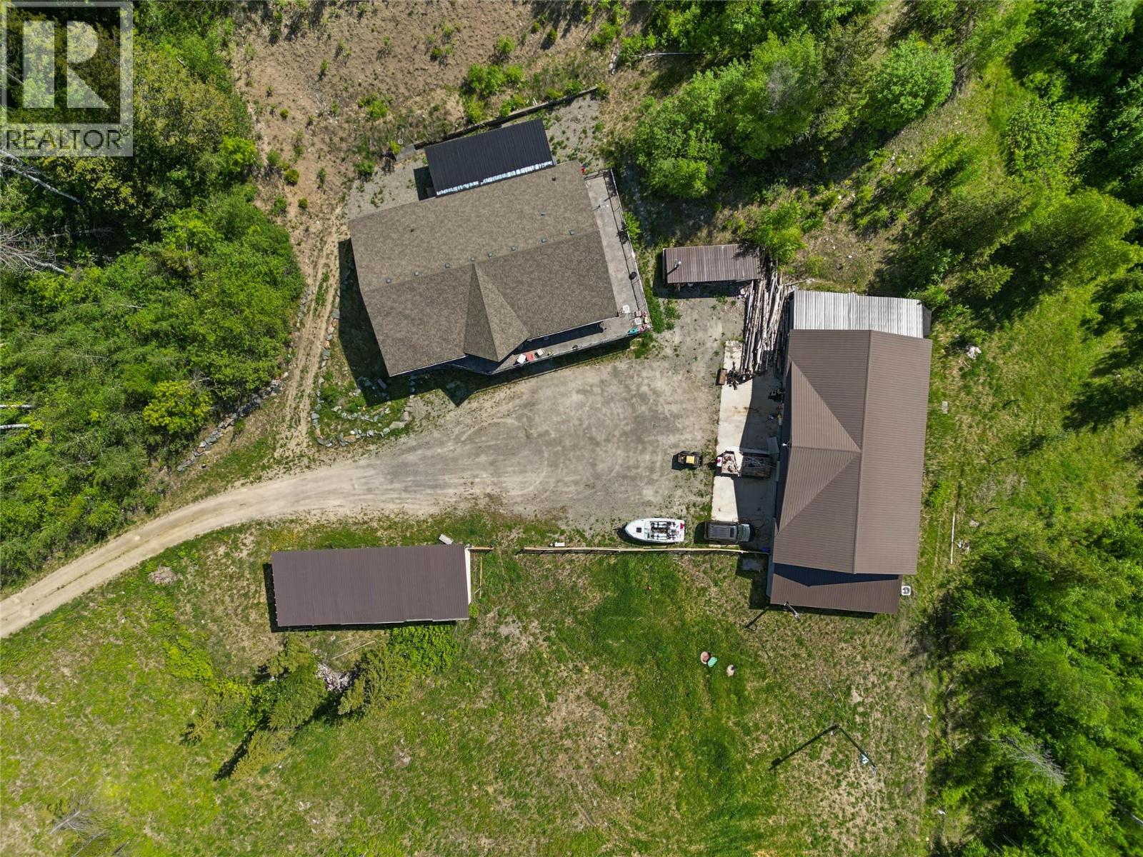 Photo 22 of 2828 Sliver Birch Lane, Pritchard BC