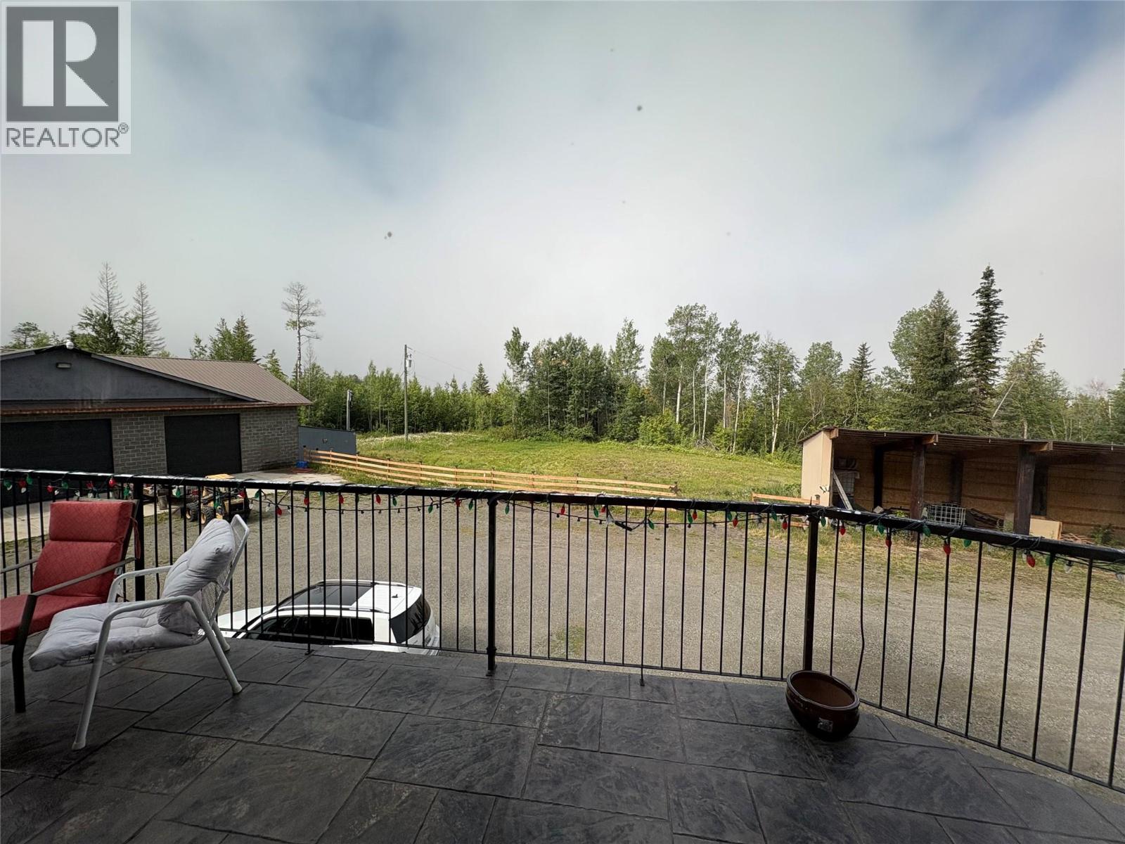 Photo 42 of 2828 Sliver Birch Lane, Pritchard BC