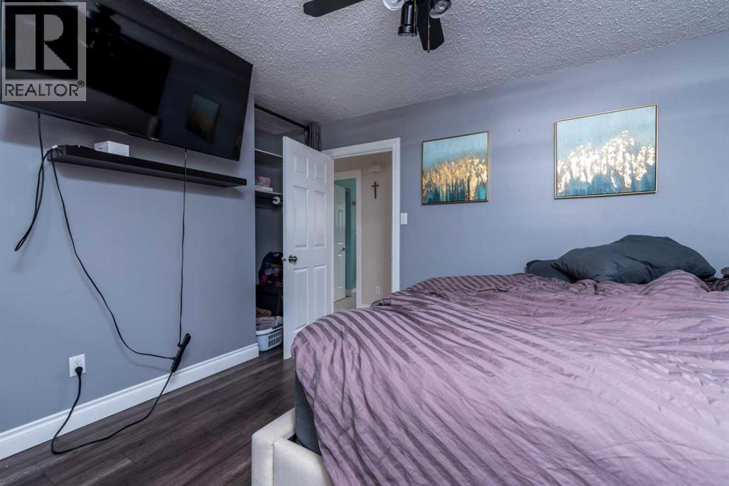Photo 3 of 3308 55 Avenue, Lloydminster AB