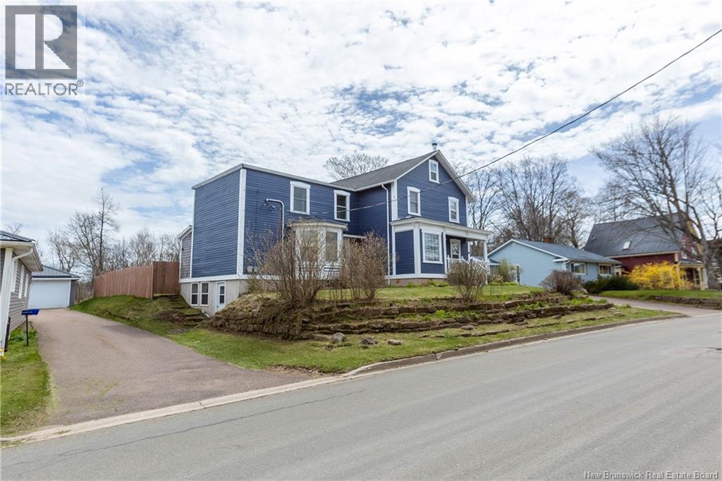 Photo 2 of 11 Squire Street, Sackville NB