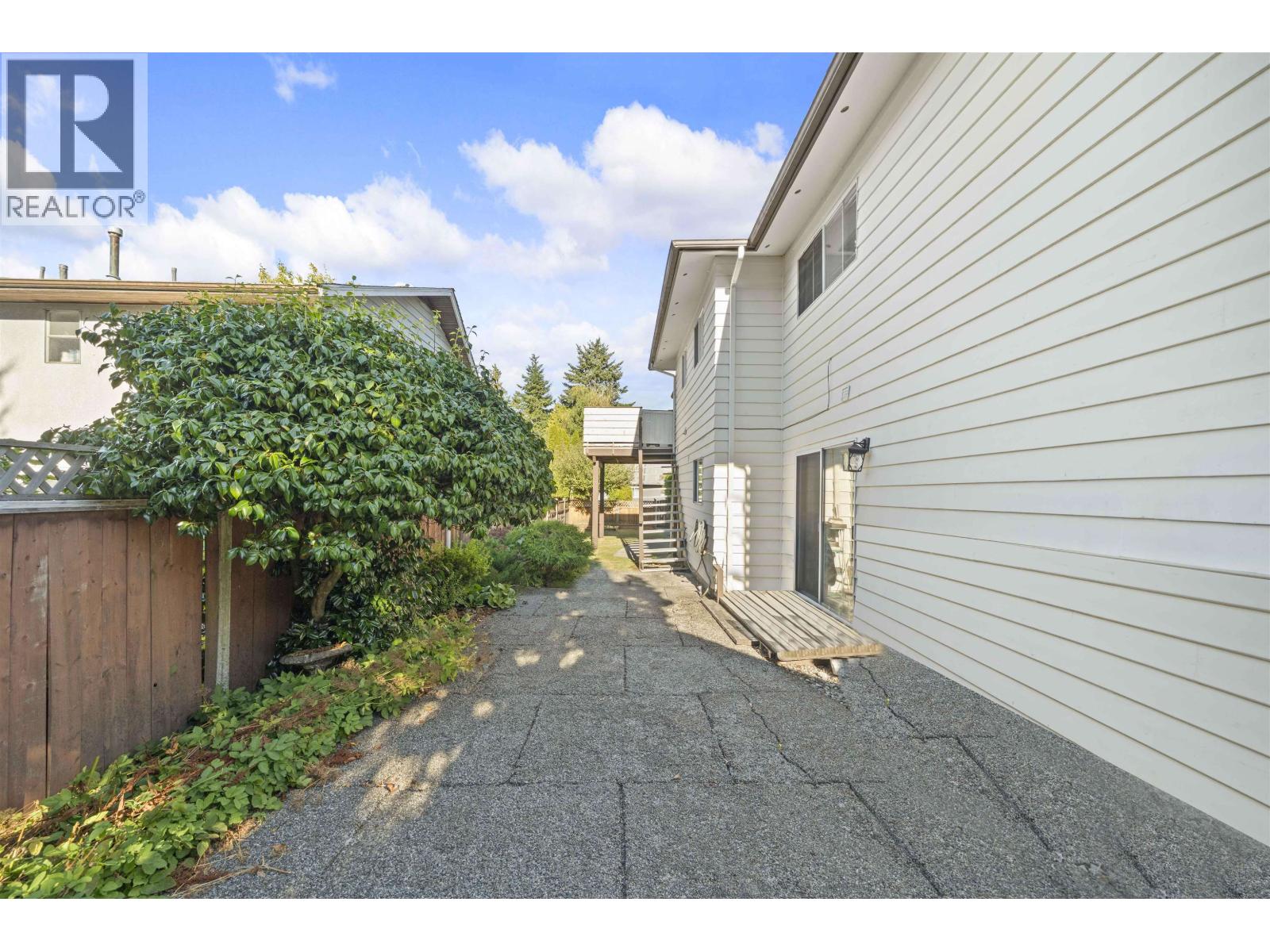 Photo 31 of 8431 Rosebank Crescent, Richmond BC