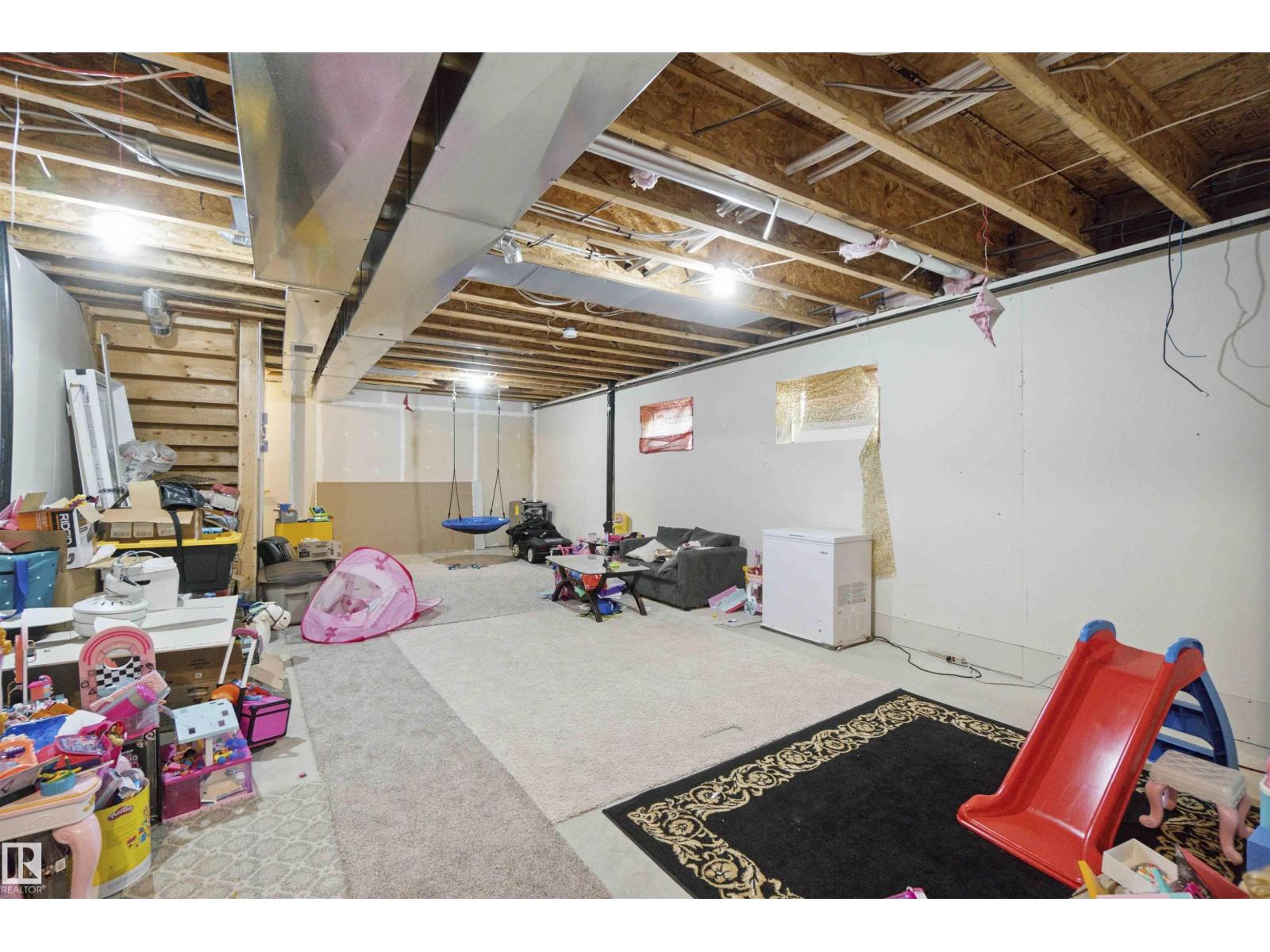Photo 22 of 11438 97 St Nw, Edmonton AB