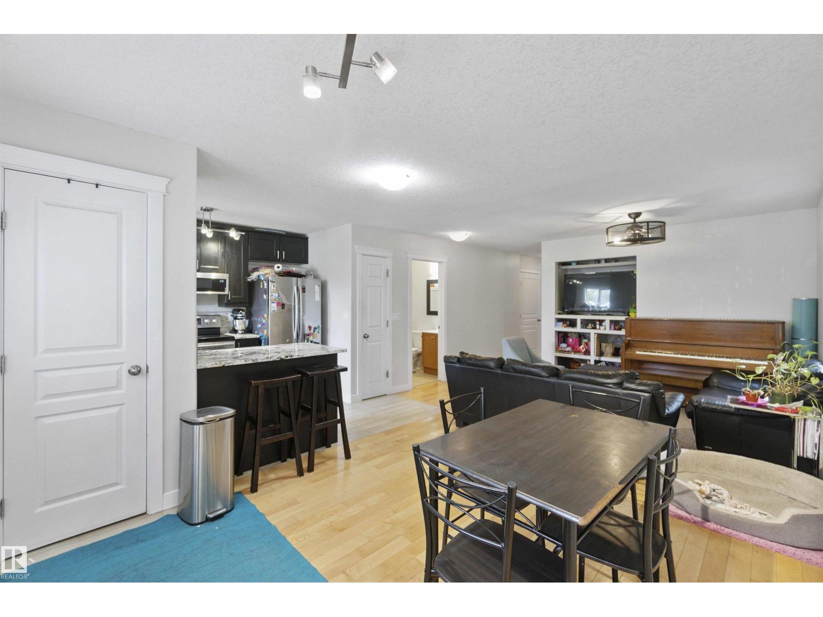 Photo 50 of 11438 97 St Nw, Edmonton AB