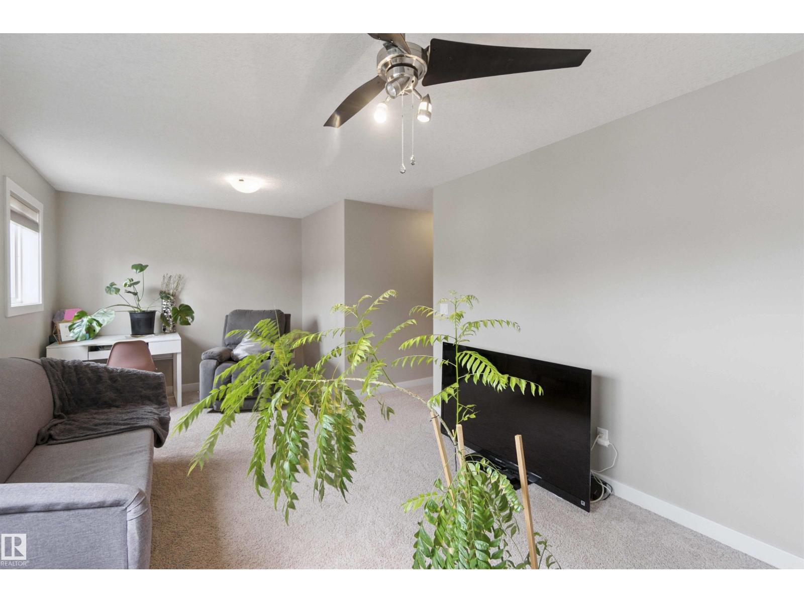 Photo 23 of 11438 97 St Nw, Edmonton AB