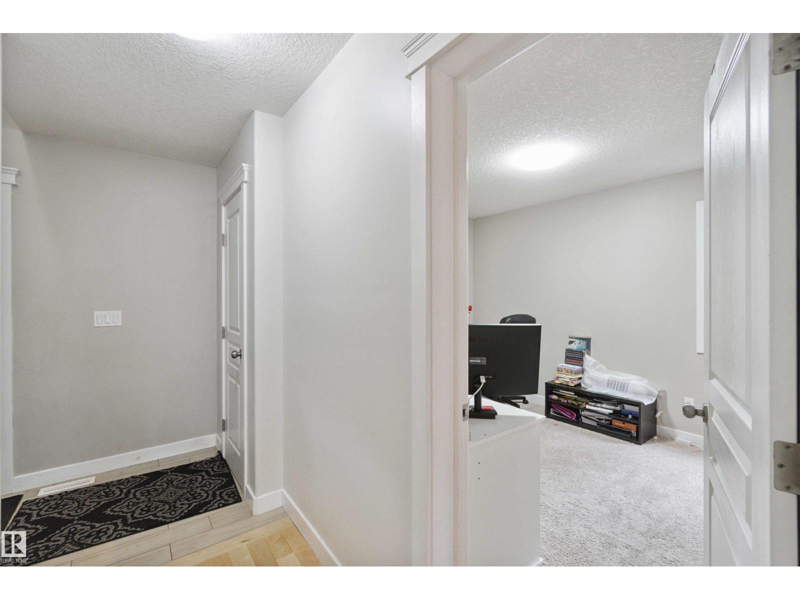 Photo 56 of 11438 97 St Nw, Edmonton AB
