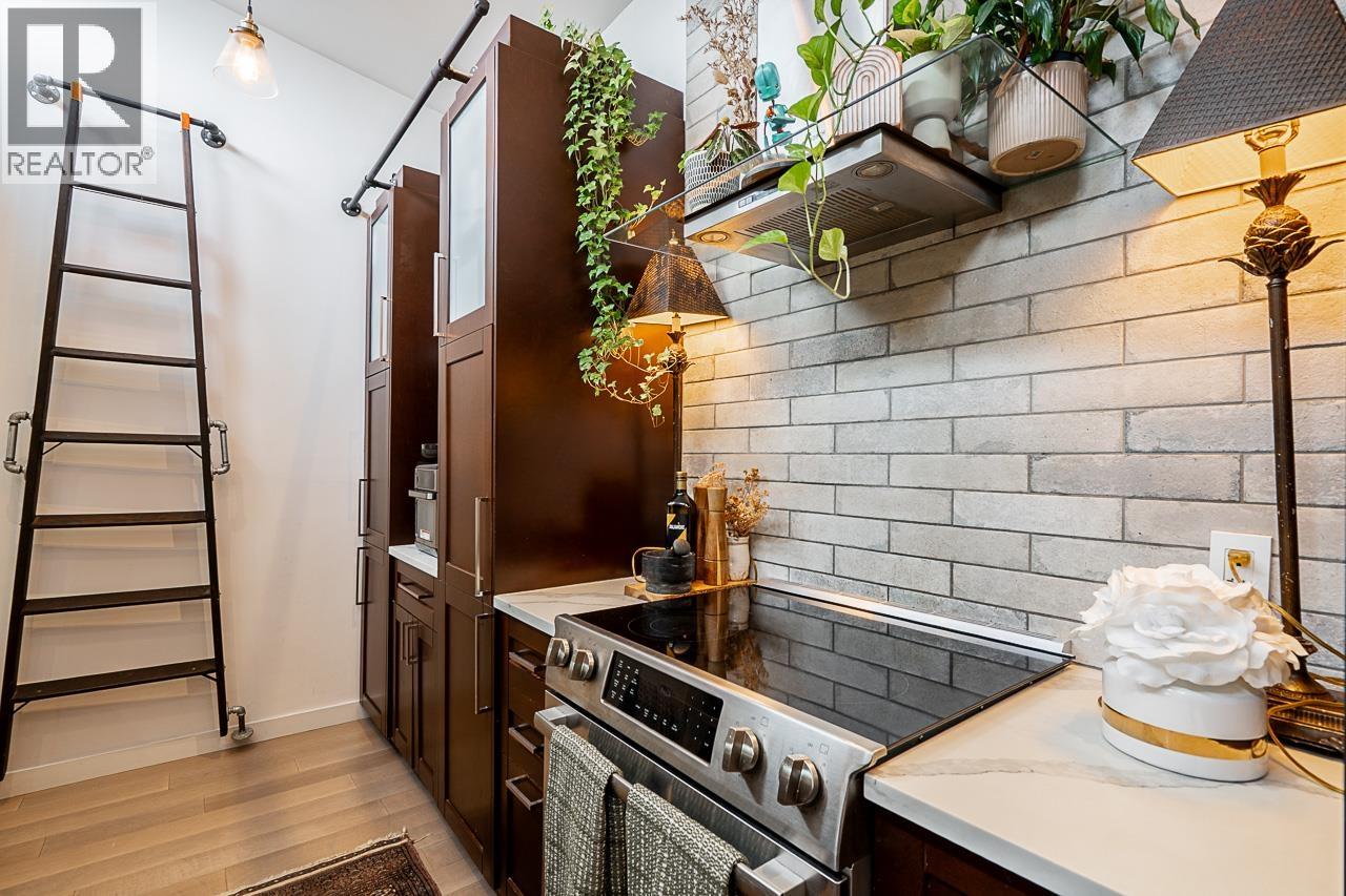 Photo 22 of 304 1420 E 7th Avenue, Vancouver BC