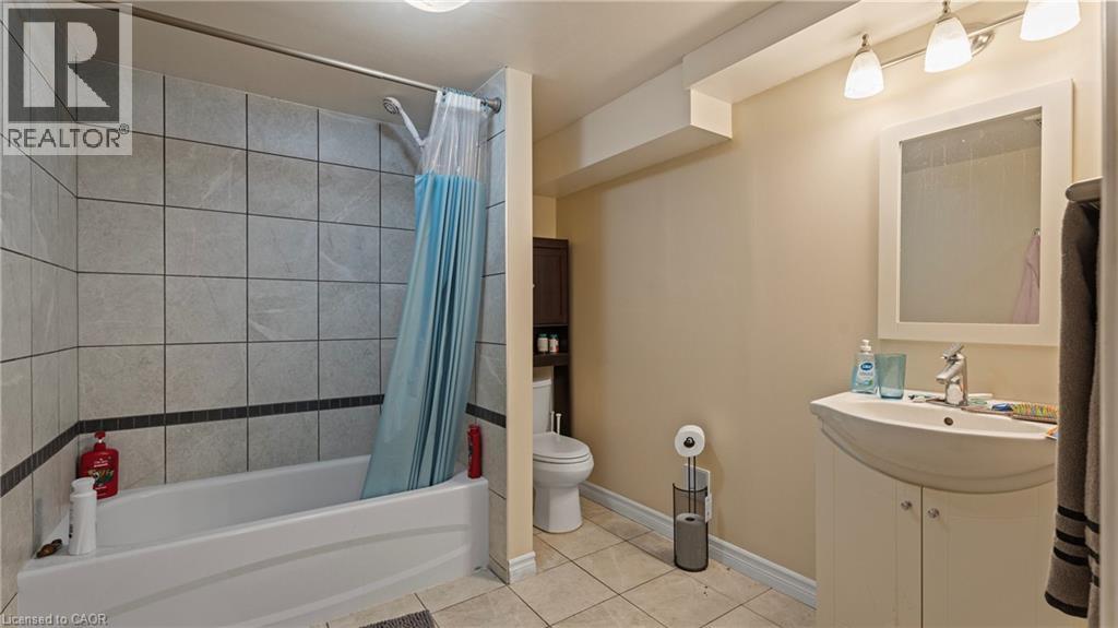 Photo 9 of 135 Stanley Street, Simcoe ON
