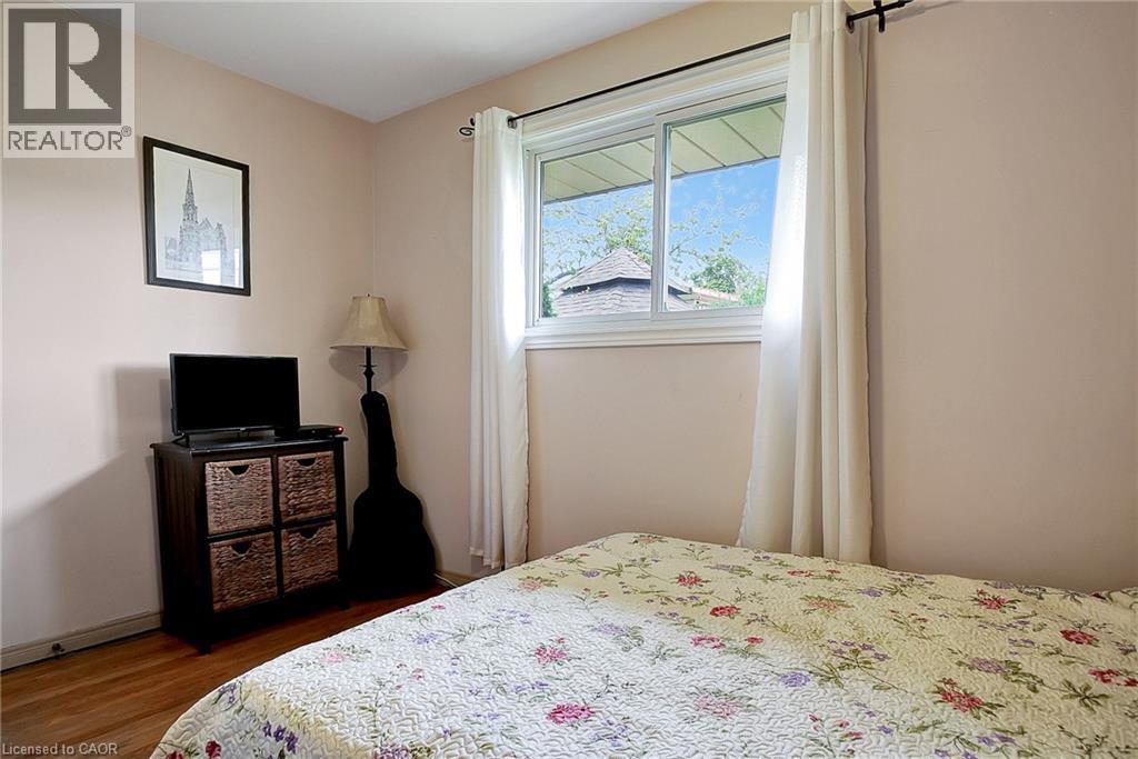 Photo 3 of 24 Hoffman Street, Kitchener ON