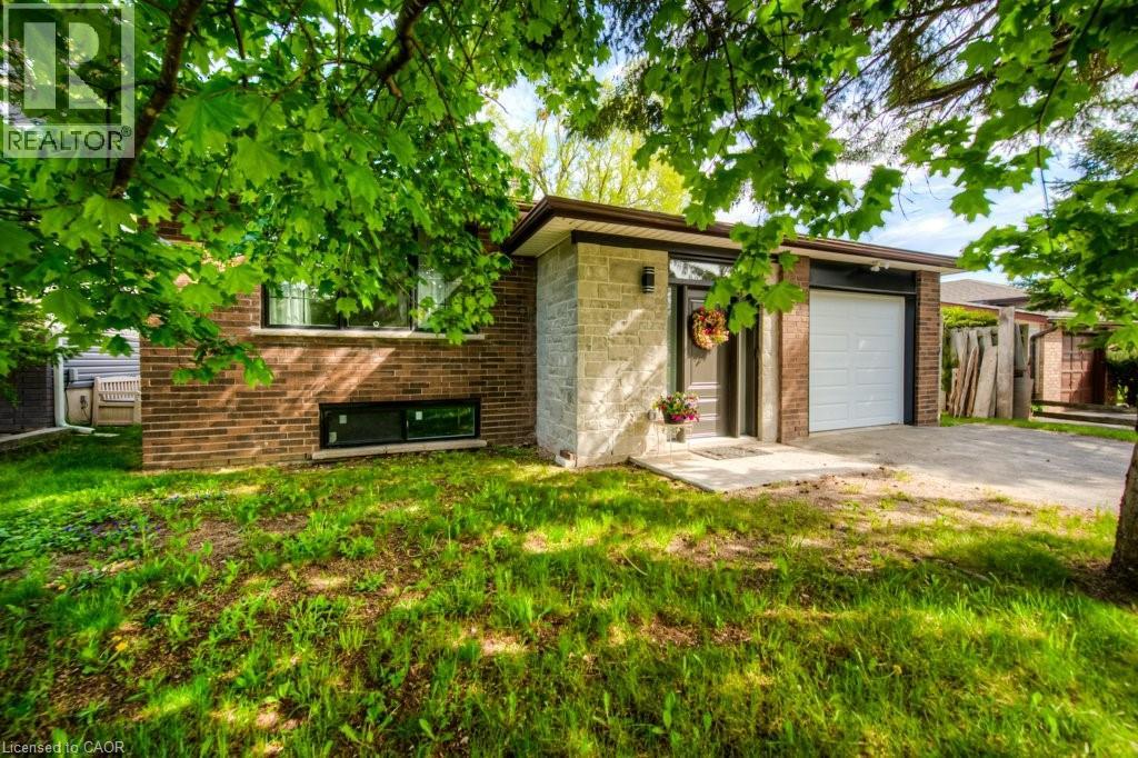 Photo 6 of 23 Carberry Road, Erin ON