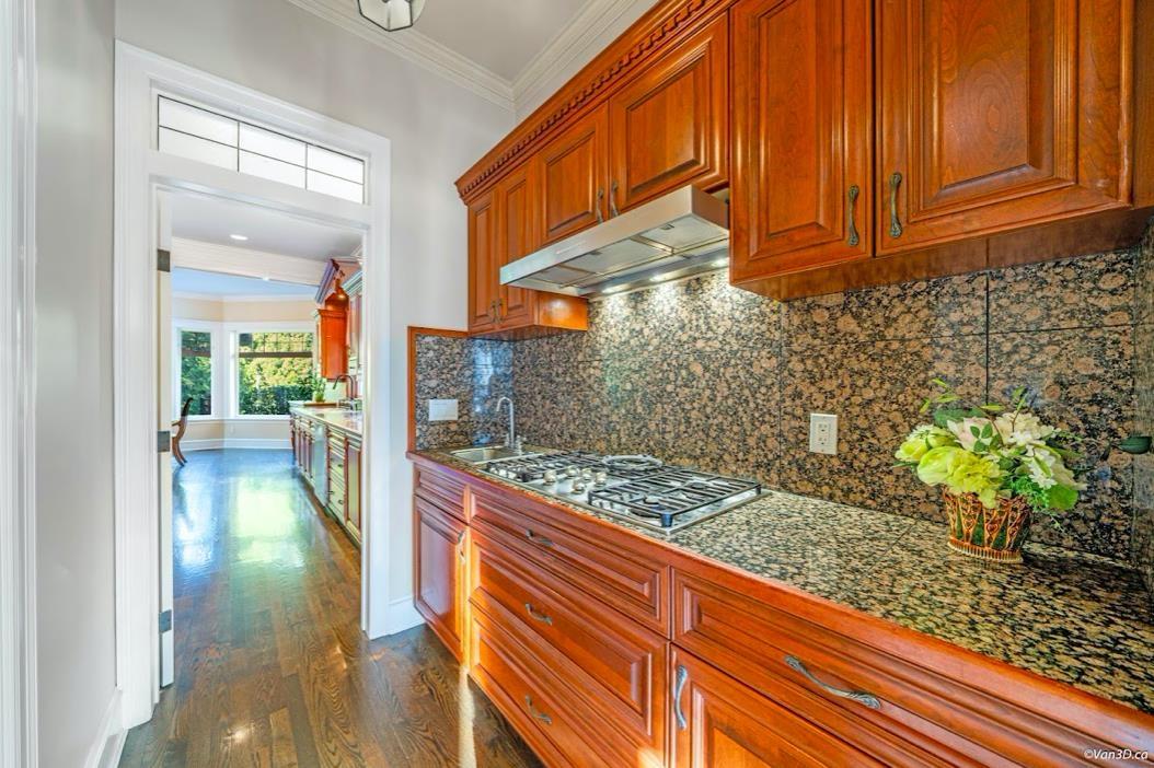Photo 37 of 17007 28 Avenue, Surrey BC