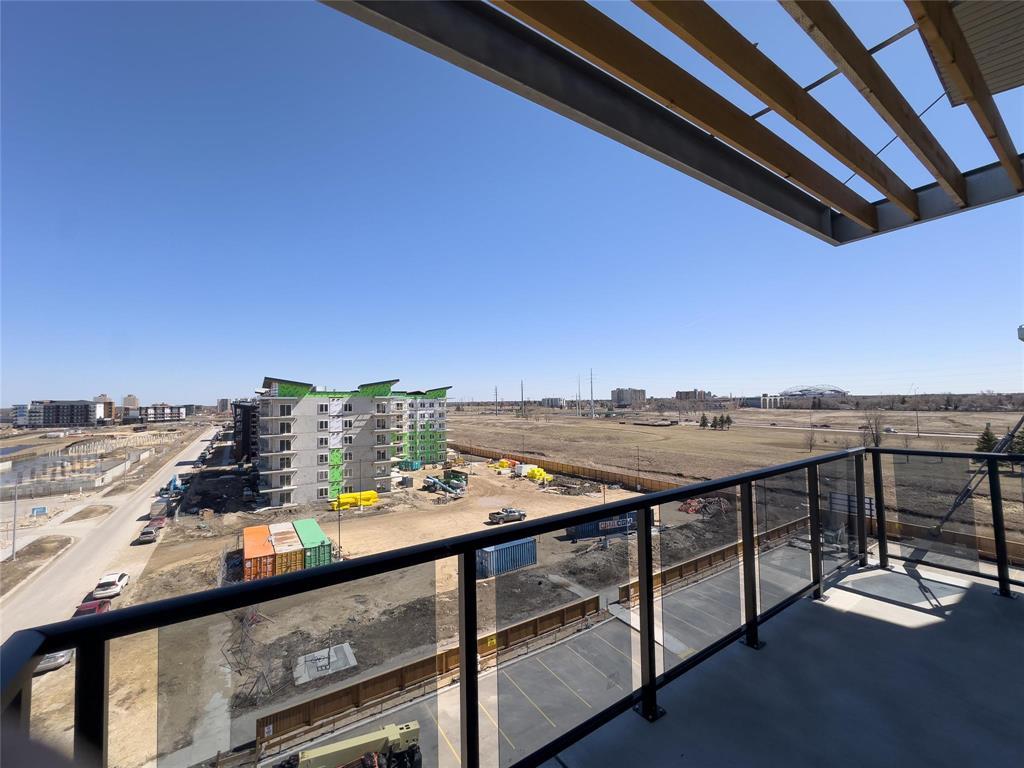 Photo 7 of 318 635 Ballantrae Drive, Winnipeg MB