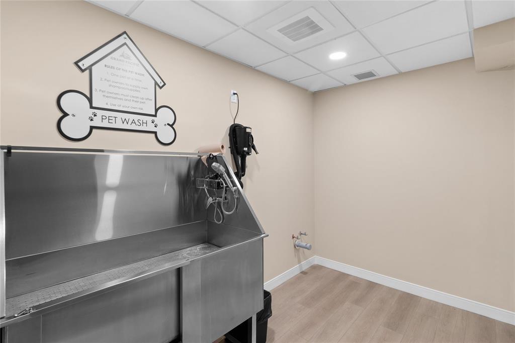 Photo 9 of 104 635 Ballantrae Drive, Winnipeg MB