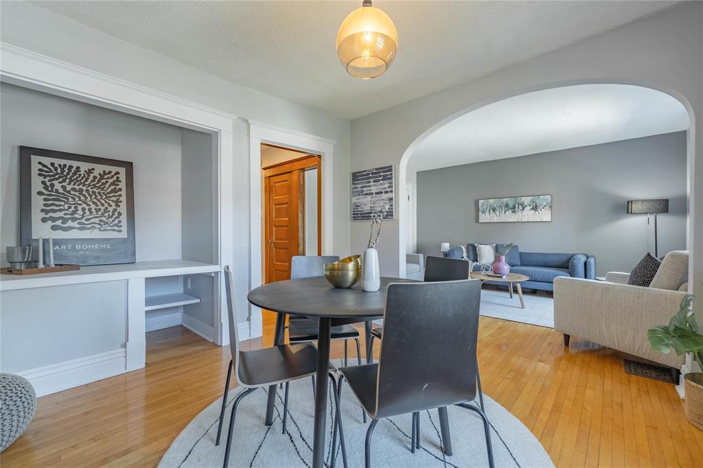 Photo 11 of 215 Walnut Street, Winnipeg MB