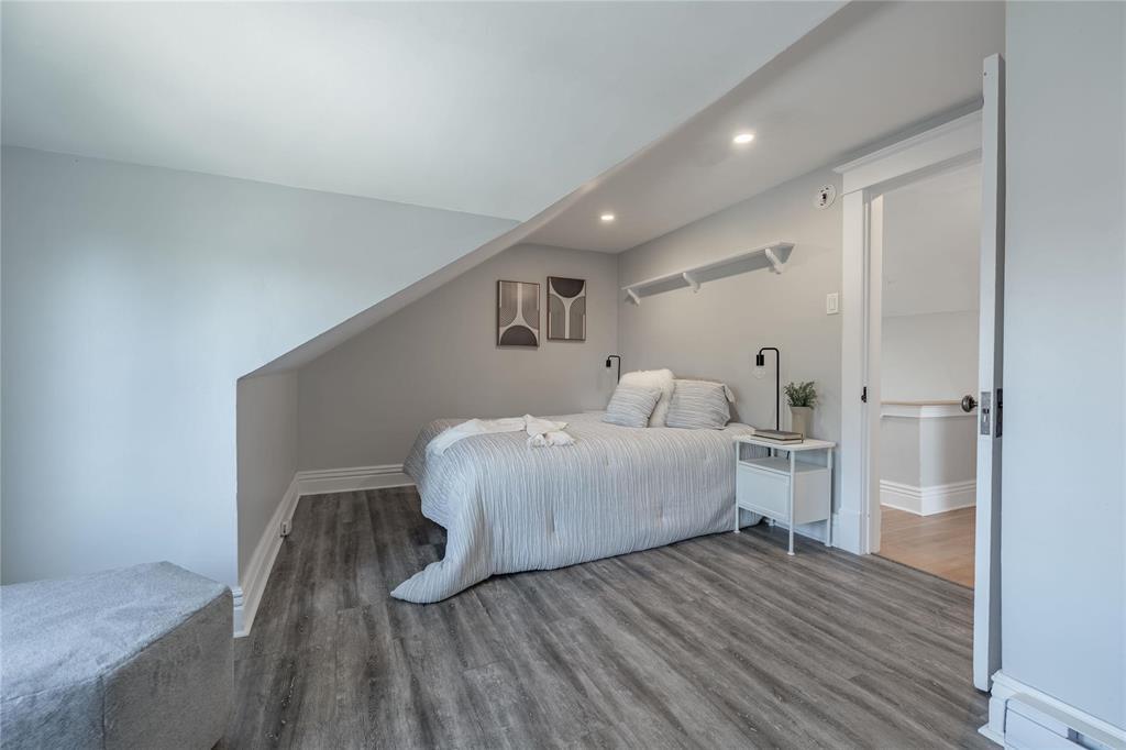 Photo 18 of 215 Walnut Street, Winnipeg MB