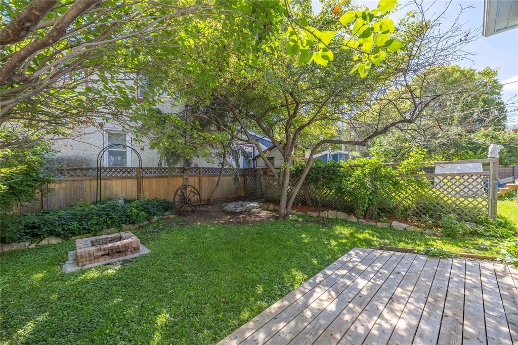 Photo 41 of 215 Walnut Street, Winnipeg MB