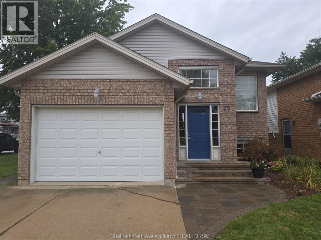 Photo 1 of 75 Taylor Trail, Chatham ON