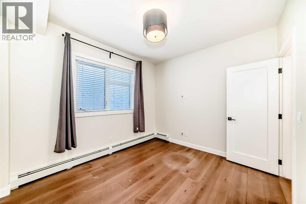 Single Family House for Sale in    Avenue SW Shaganappi Calgary 