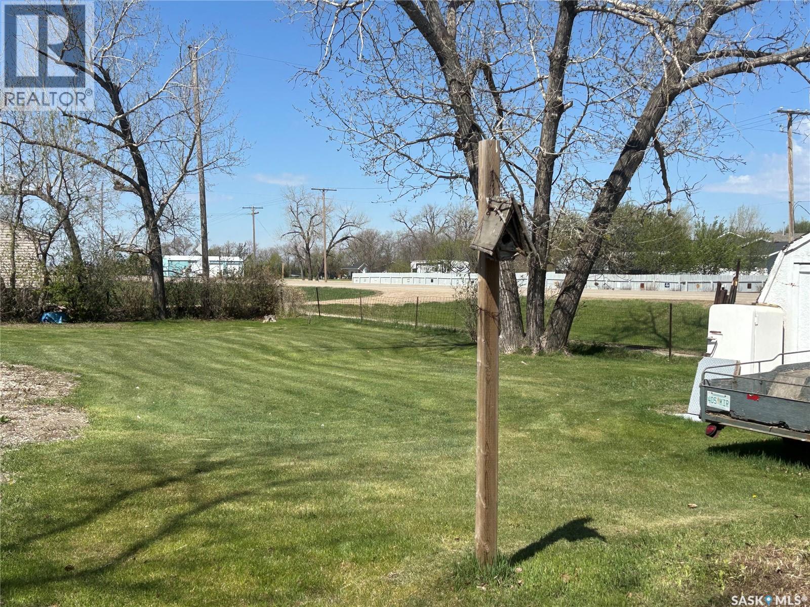Photo 36 of 326 Taylor Street, Bienfait SK