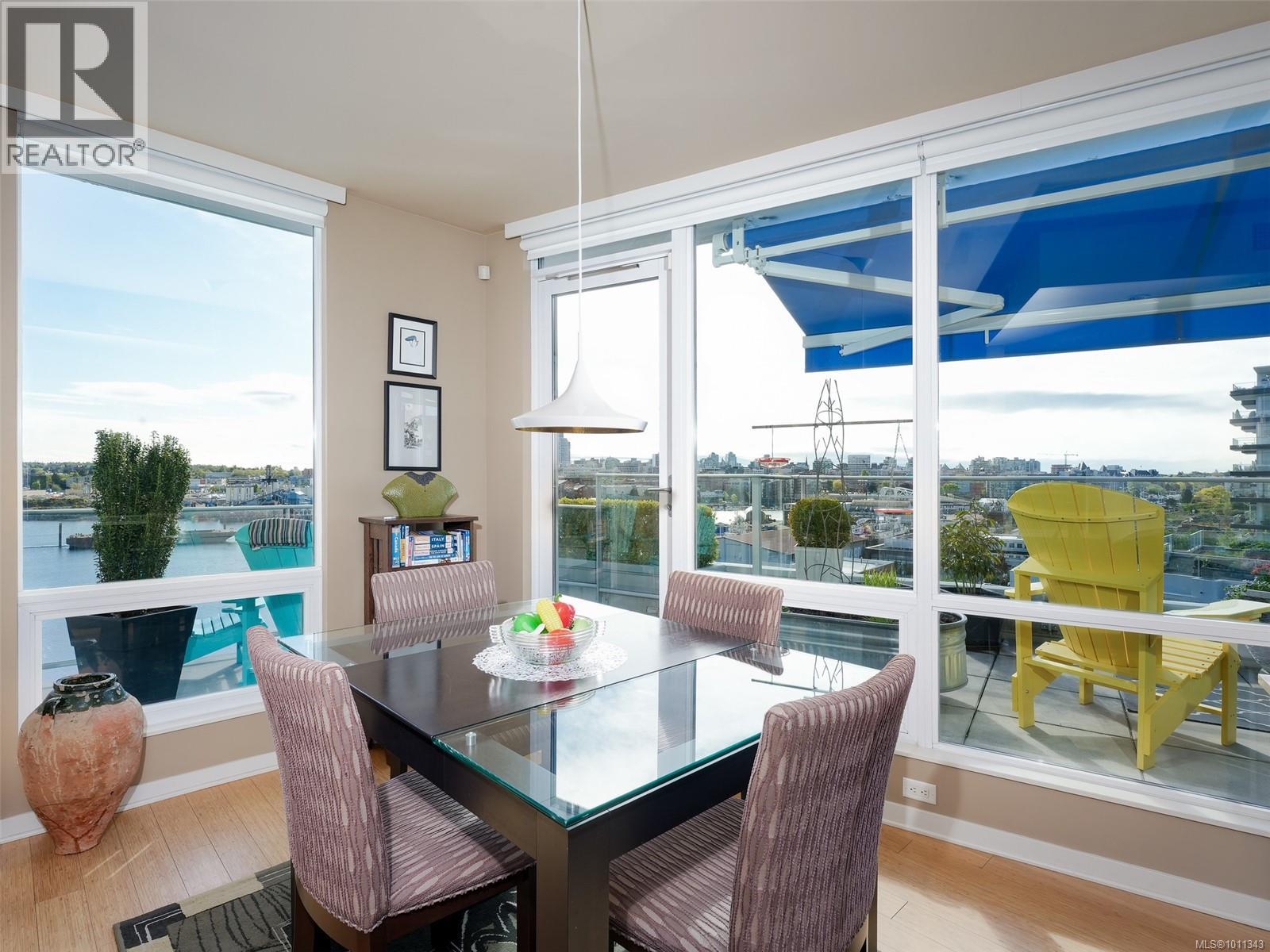 704 399 Tyee Road, Victoria