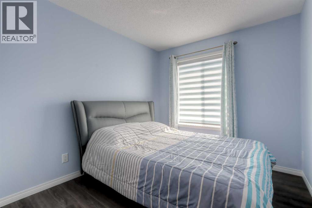 Single Family House for Sale in  Calhoun Crescent NE Livingston Calgary 