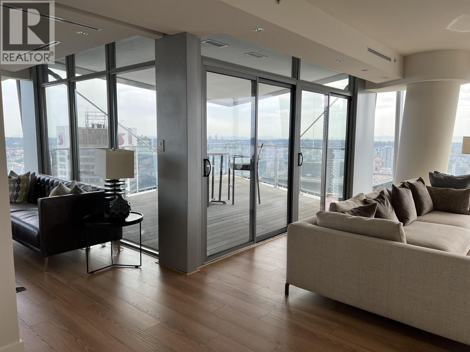 4601 667 HOWE STREET, Vancouver