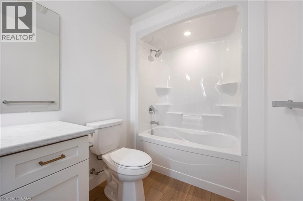 Photo 17 of 127 Amber Street, Waterford ON