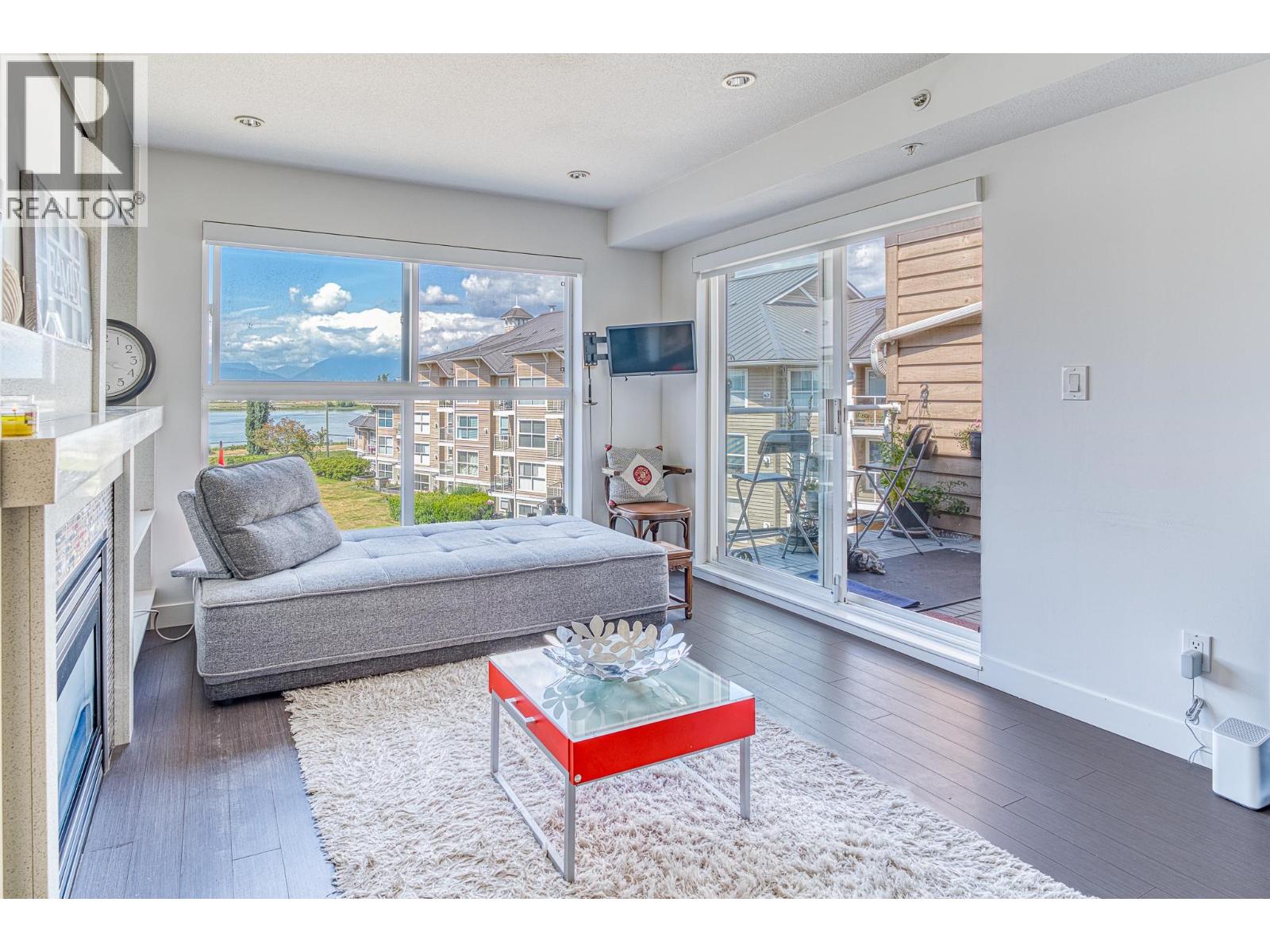 Photo 10 of 426 5880 Dover Crescent, Richmond BC