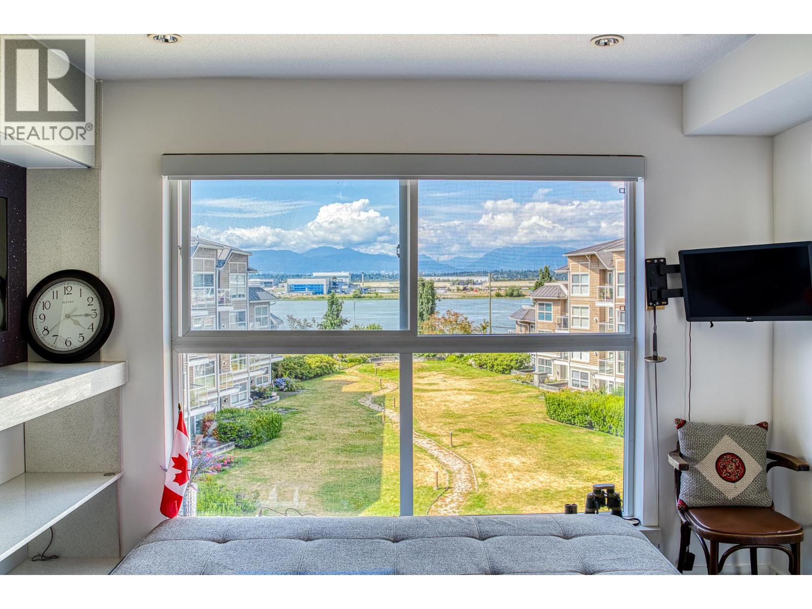 Photo 8 of 426 5880 Dover Crescent, Richmond BC