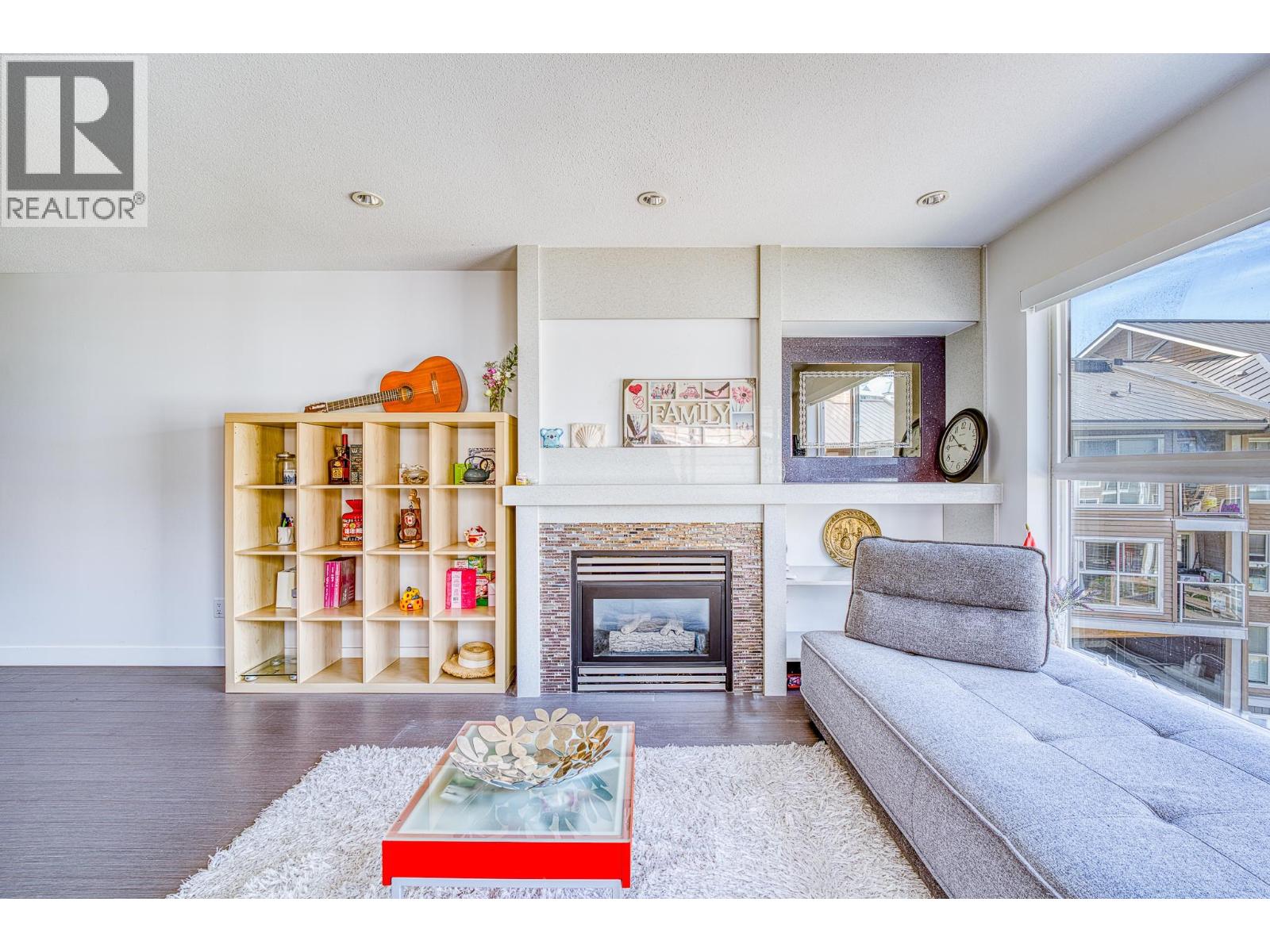 Photo 11 of 426 5880 Dover Crescent, Richmond BC