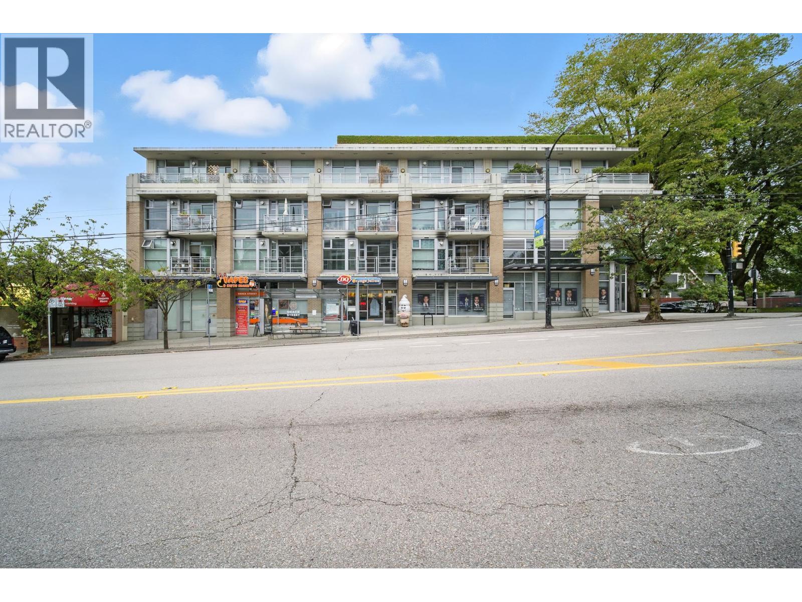 Photo 1 of 404 3595 W 18th Avenue, Vancouver BC