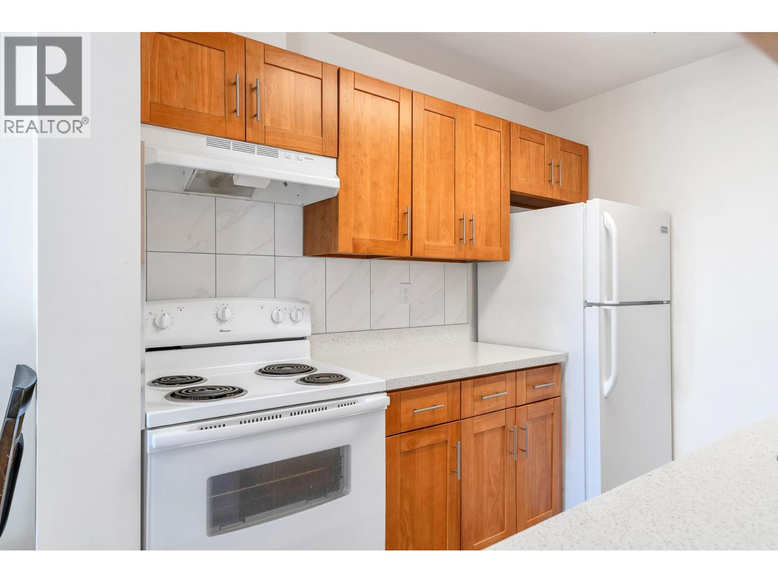 Photo 14 of 1403 6689 Willingdon Avenue, Burnaby BC