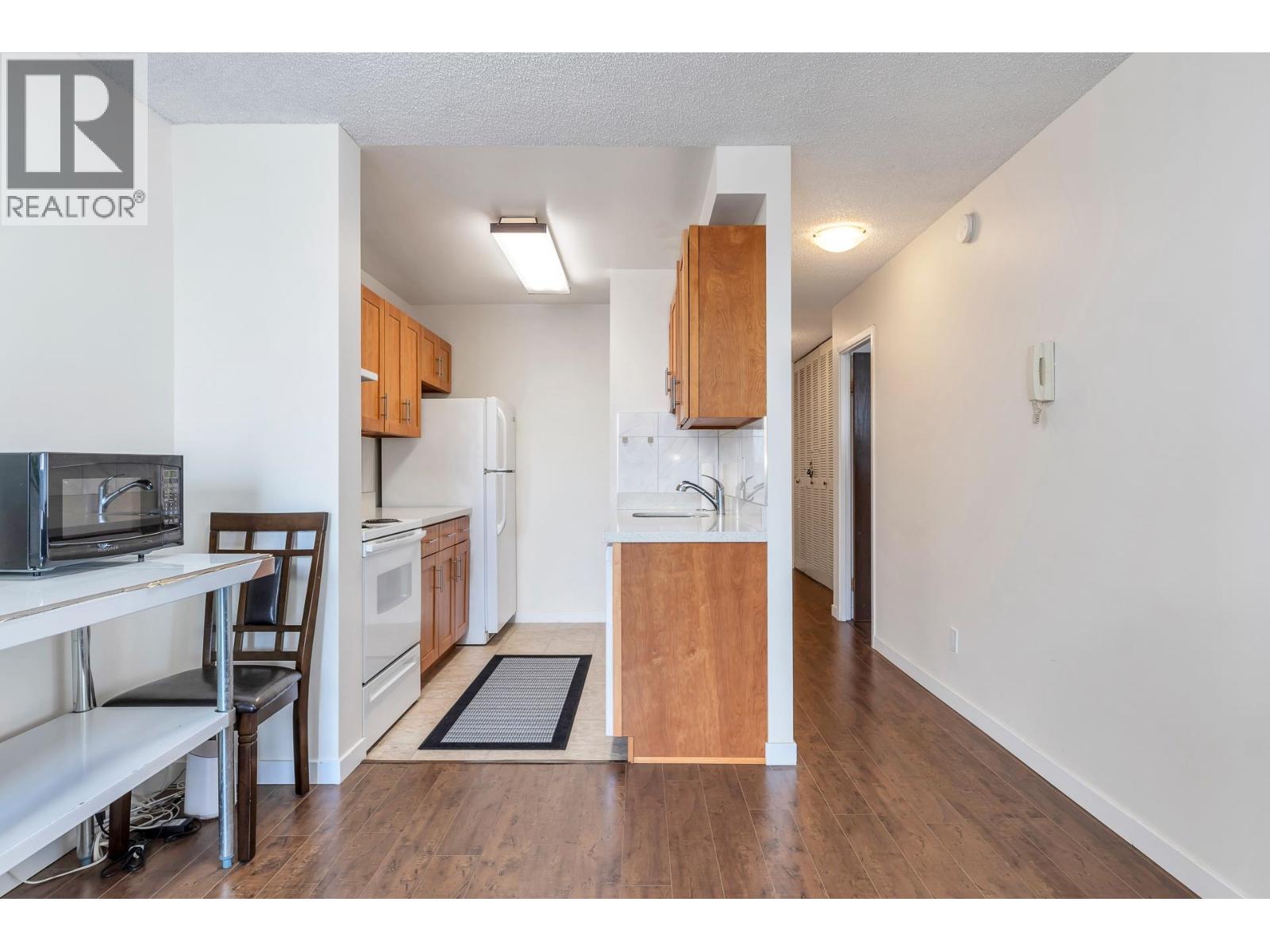 Photo 16 of 1403 6689 Willingdon Avenue, Burnaby BC