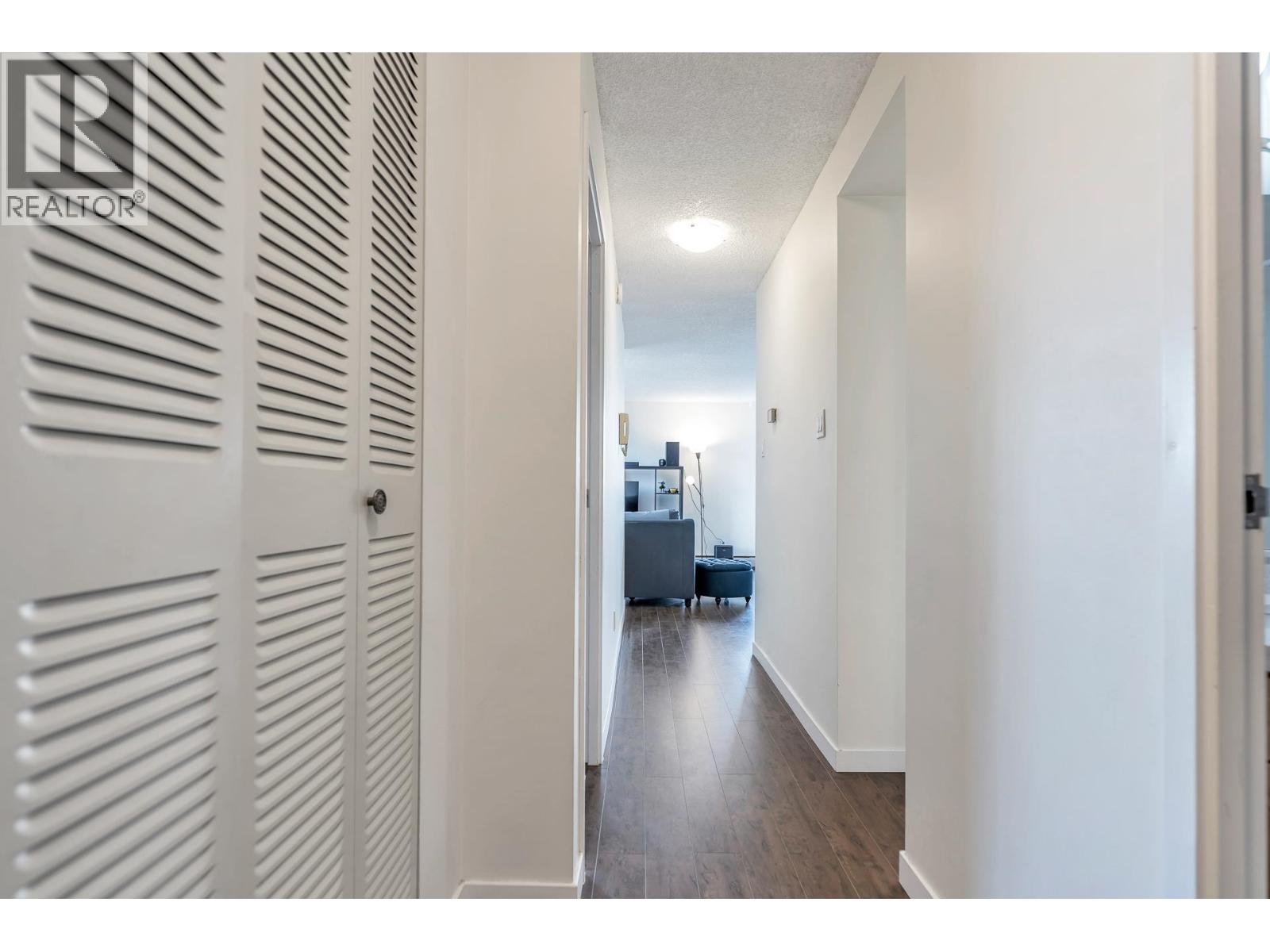 Photo 9 of 1403 6689 Willingdon Avenue, Burnaby BC