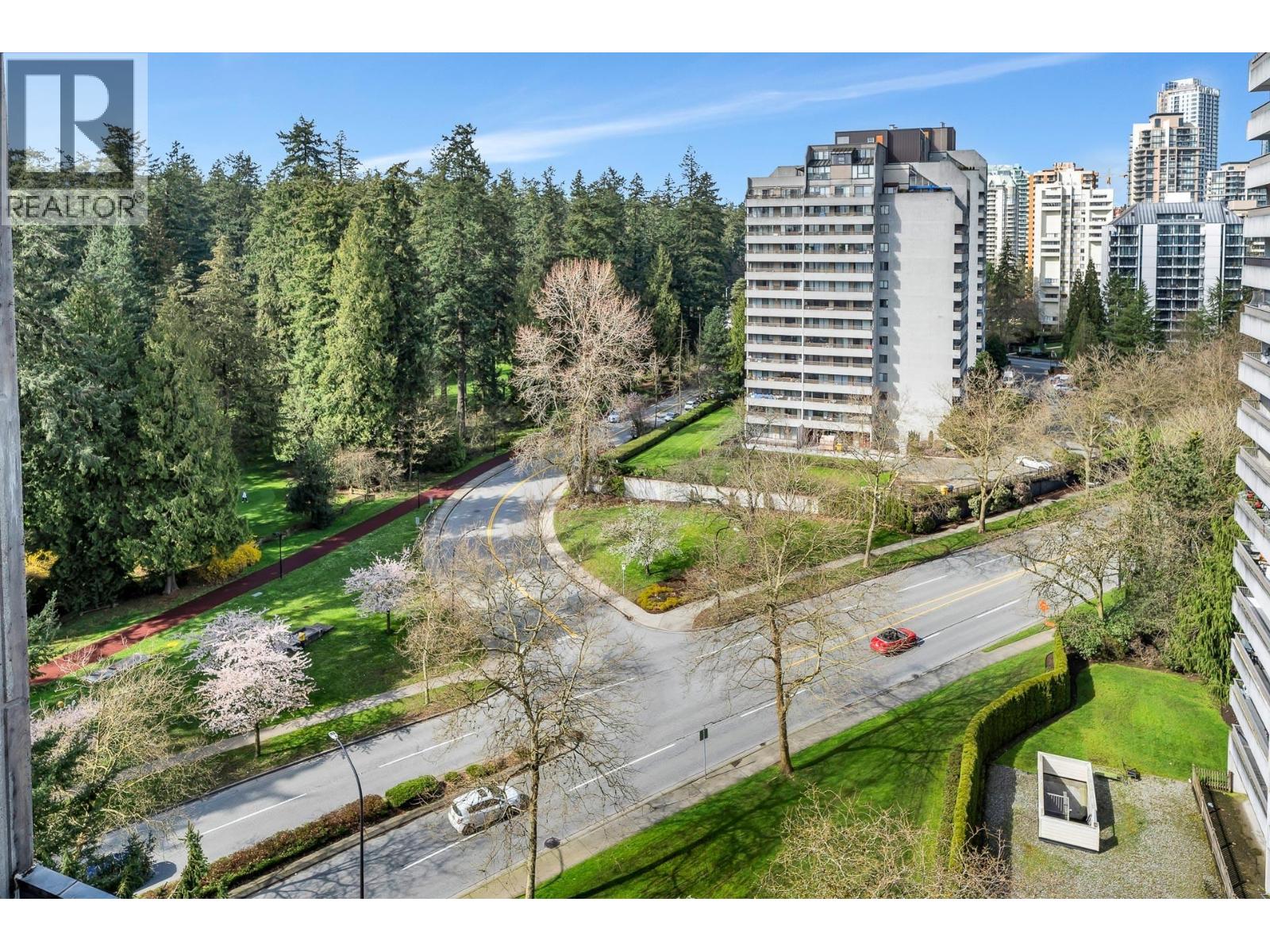 Photo 29 of 1403 6689 Willingdon Avenue, Burnaby BC