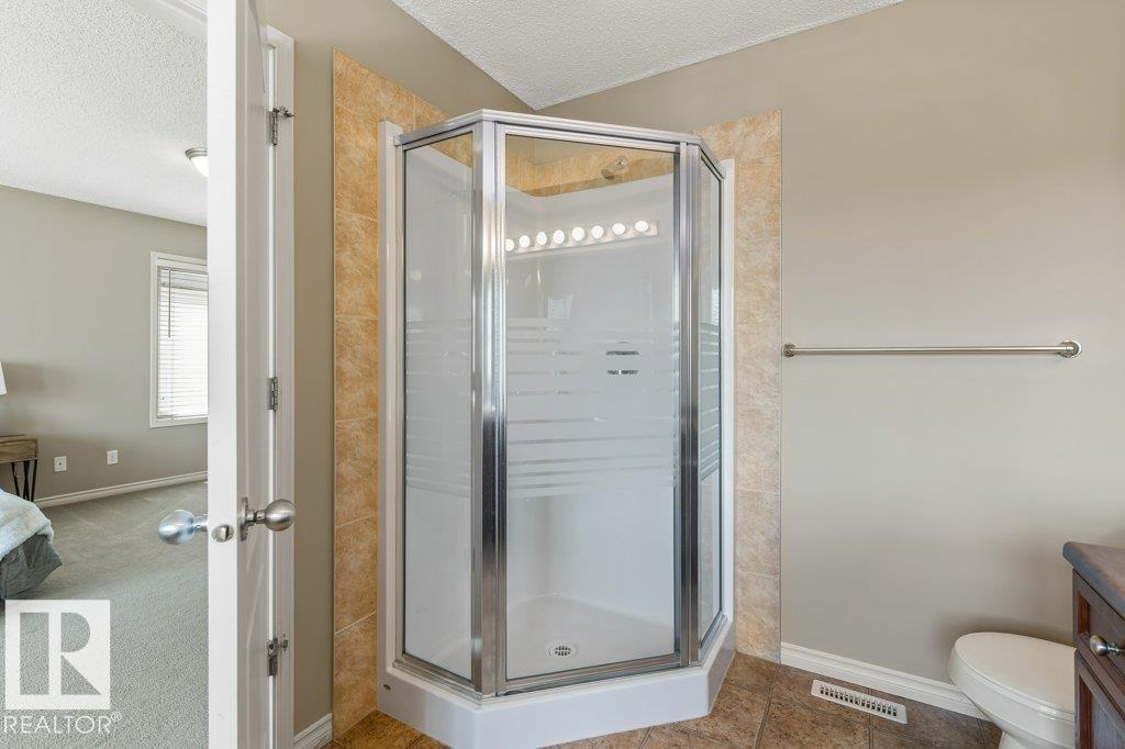 Photo 2 of 4208 162 Av Nw, Edmonton AB