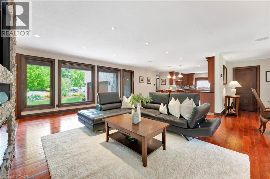Photo 50 of 11 Maple Hill Drive, Kitchener ON